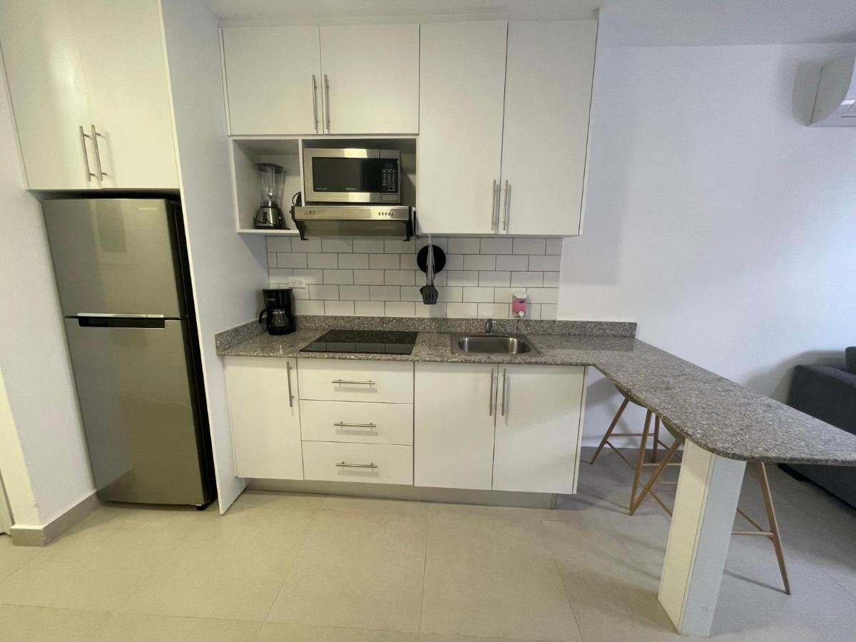 2br Aptsurrounded By History With Modern Amenities